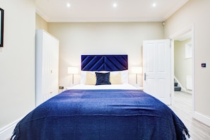 3 bedrooms, in-room safe, travel crib, free WiFi