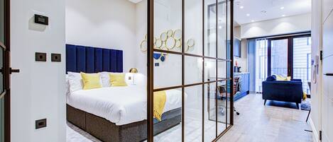 1 bedroom, travel cot, free WiFi