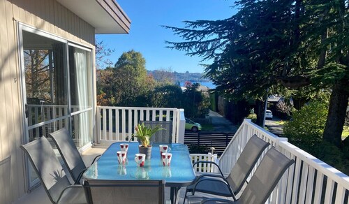 Large Family Home - 2 Mile Bay