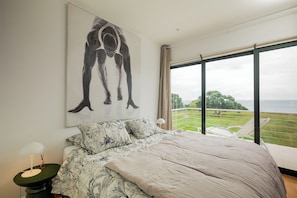 5 bedrooms, iron/ironing board, travel cot, free WiFi - VILA TALLEC - LUXURY HOME VILA FRANCA DO CAMPO (ribeira das tainhas)