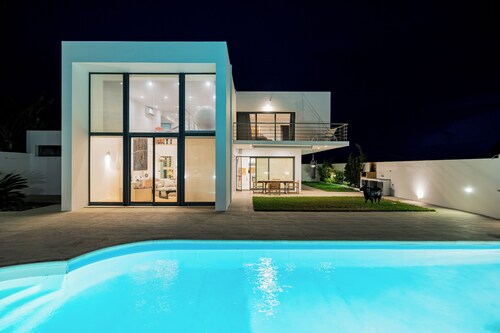 VILA TALLEC - LUXURY HOME VILA FRANCA DO CAMPO