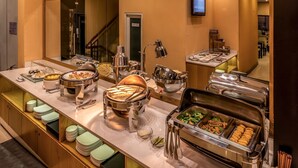 Free daily Japanese breakfast  - Azumaya Hotel Thai Van Lung 1 (Ho Chi Minh City)