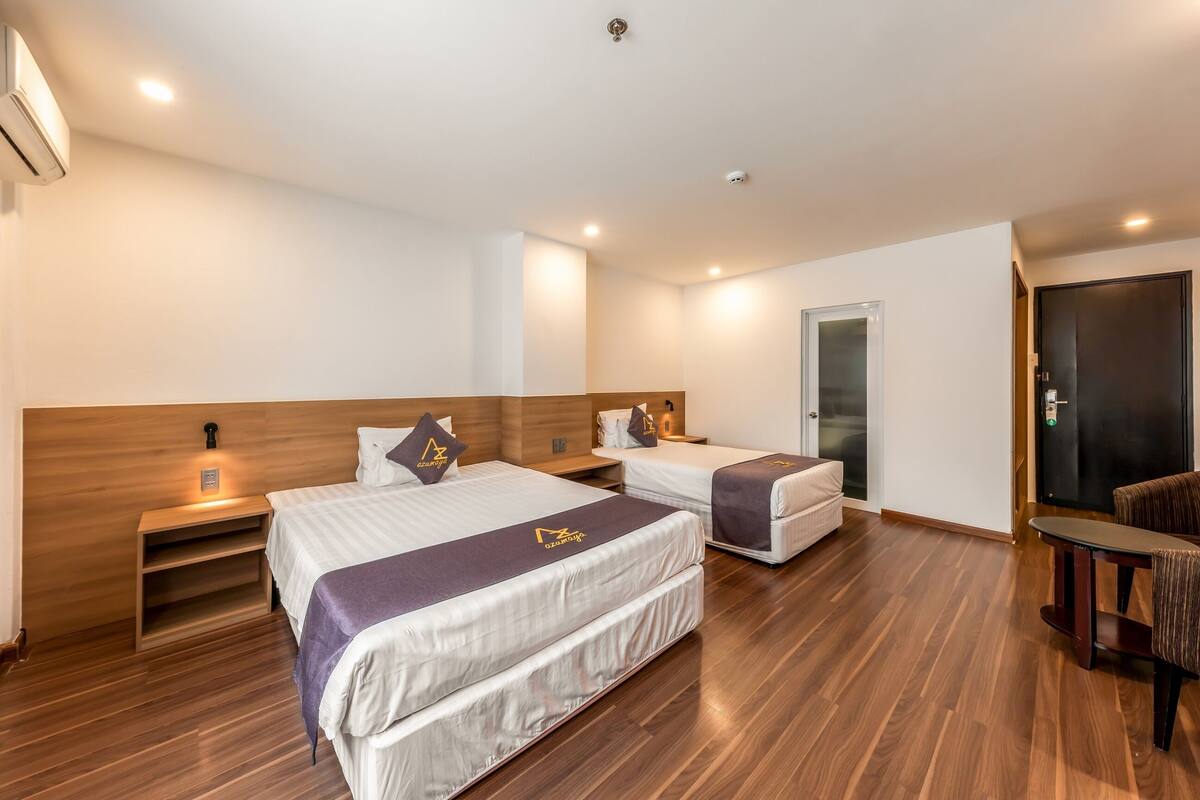 Executive Twin Room | Desk, free WiFi