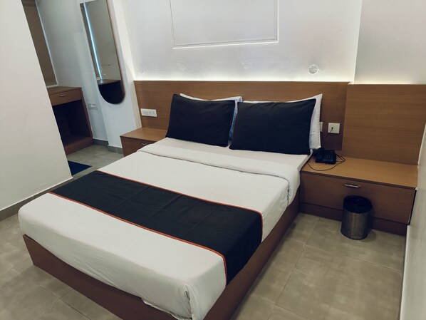 Basic Double Room, City View | Free WiFi