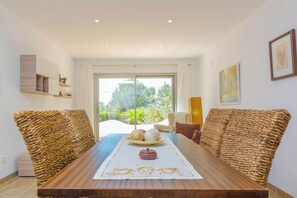 Dining - Casa Garonda - Villa With Private Pool In Cala Pi (Cala Pi, Illes Balears)