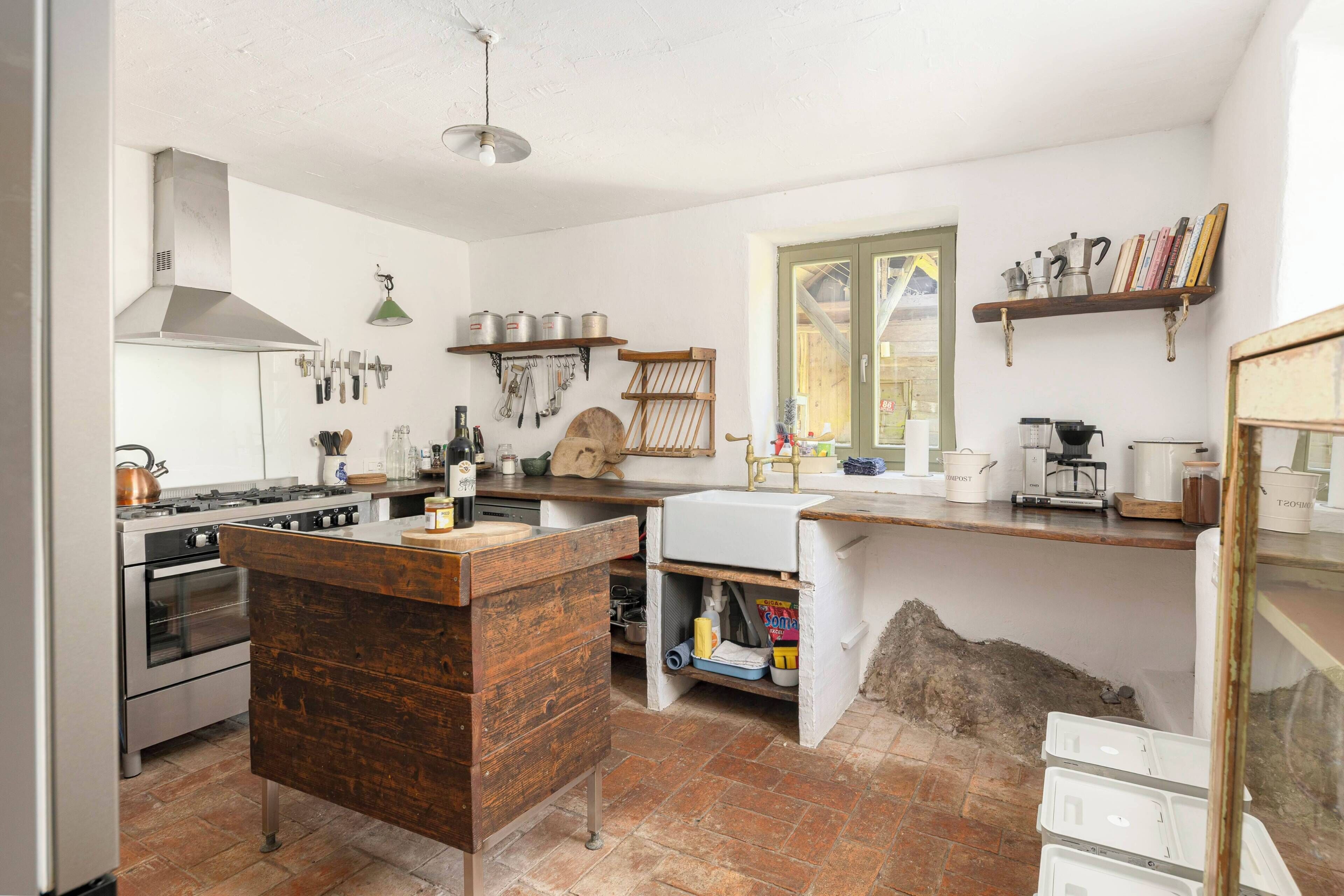 Oven, stovetop, dishwasher, eco-friendly cleaning products