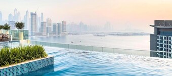 HAPPY SEASON I Seven Palm Residences Palm Jumeirah