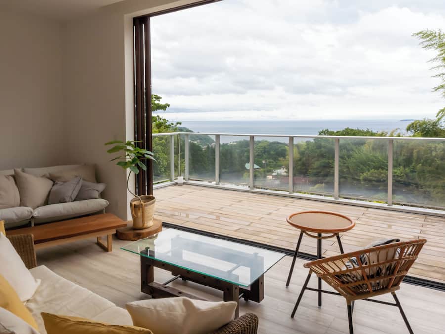 40-inch LCD TV with cable channels, books, music library