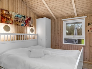 3 bedrooms, internet