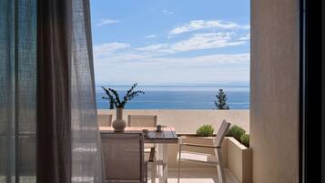 Junior Suite, Sea View | Terrace/patio