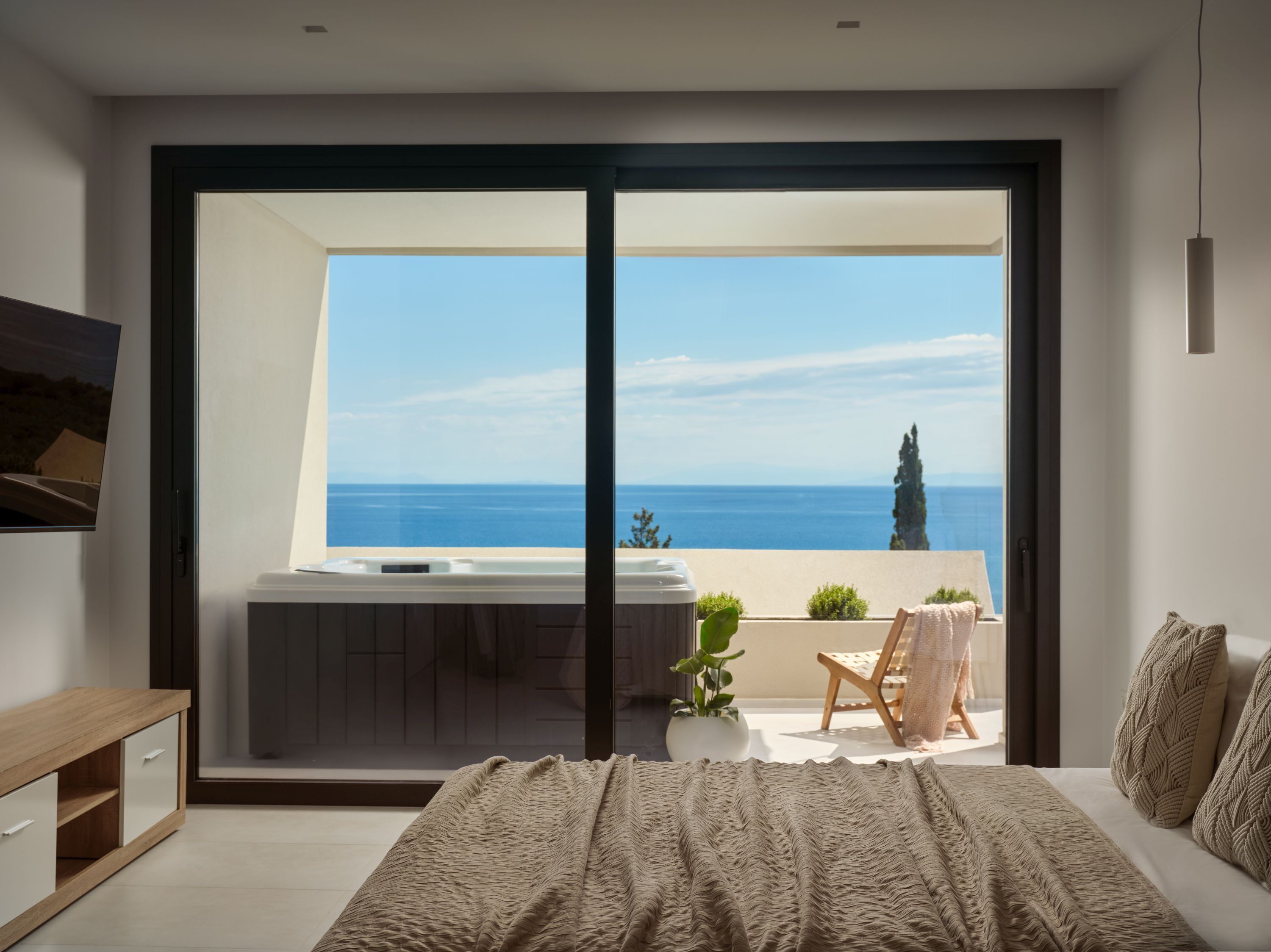 Junior Suite, Sea View | Free WiFi, bed sheets