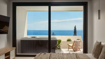 Junior Suite, Sea View | Free WiFi, bed sheets