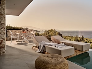 Seasonal outdoor pool - The Sall Suites Complex B - Sea Views (Zakynthos)