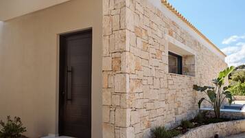Junior Suite, Sea View | Front of property