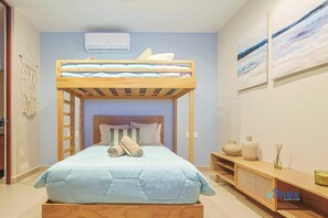 4 bedrooms, in-room safe, iron/ironing board, free WiFi