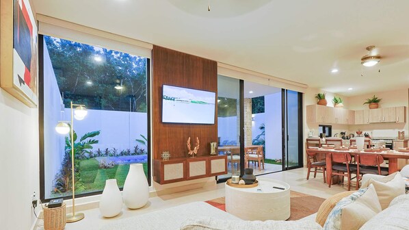 Interior - Gated Townhouse | Pool | BBQ | Gym | Paddle Court (Playa del Carmen)