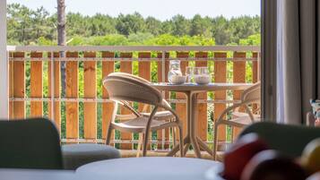 Apartment, 2 Bedrooms, Balcony