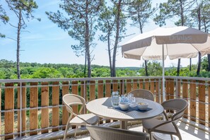 Apartment, 2 Bedrooms, Balcony