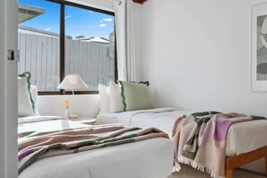 3 bedrooms, desk, iron/ironing board, travel cot