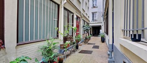 Apartment | Bahagian luar