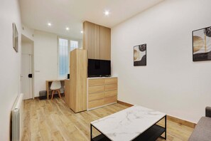 Living area - Cosy Studio for 2P - Republique/marais (Paris)
