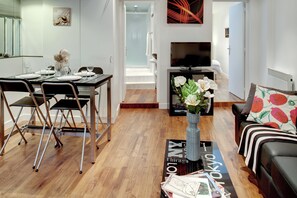 Living area - Beauregard Central (Paris)