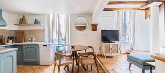 Charming Apartment Heart of Suquet