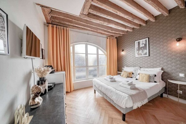 Apartemen | 1 kamar tidur, ruang kerja ramah laptop, dan seprai linen