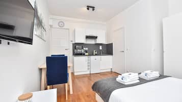 Appartement | 1 chambre, espace de travail pour ordinateur portable, draps fournis