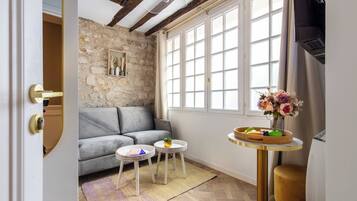 Apartment | Living area