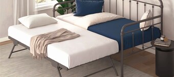 Cozy Home Away From Home Sleeps 8, has 3 bthrms, & lots of amenities to enjoy!