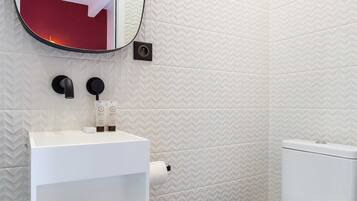Apartemen | Kamar mandi | Pengering rambut