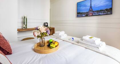 Peaceful Room for 2 People - Sacre-coeur