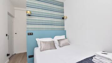 Apartment | 1 bedroom, iron/ironing board, bed sheets