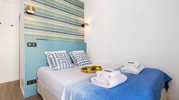 Apartment | 1 bedroom, iron/ironing board, bed sheets