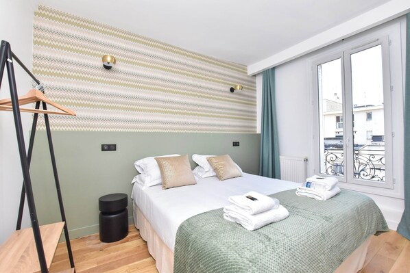 Apartment | 1 bedroom, bed sheets