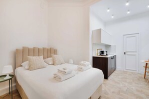 Apartemen | 1 kamar tidur, ruang kerja ramah laptop, dan seprai linen
