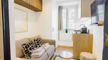 Apartment | Living area