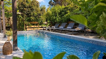Piscine extérieure