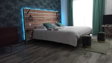 Apartemen | 1 kamar tidur, ruang kerja ramah laptop, dan setrika/meja setrika