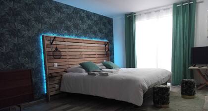 Modern Studio - 2P - Orly