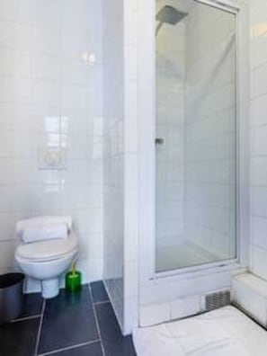 Lejlighed | Badeværelse | Håndklæder, Shampoo