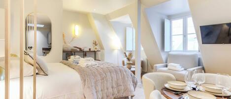 公寓 | 2 間臥室、筆電工作空間、熨斗/熨衣板、床單