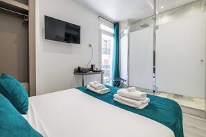 Apartment | 1 bedroom, bed sheets