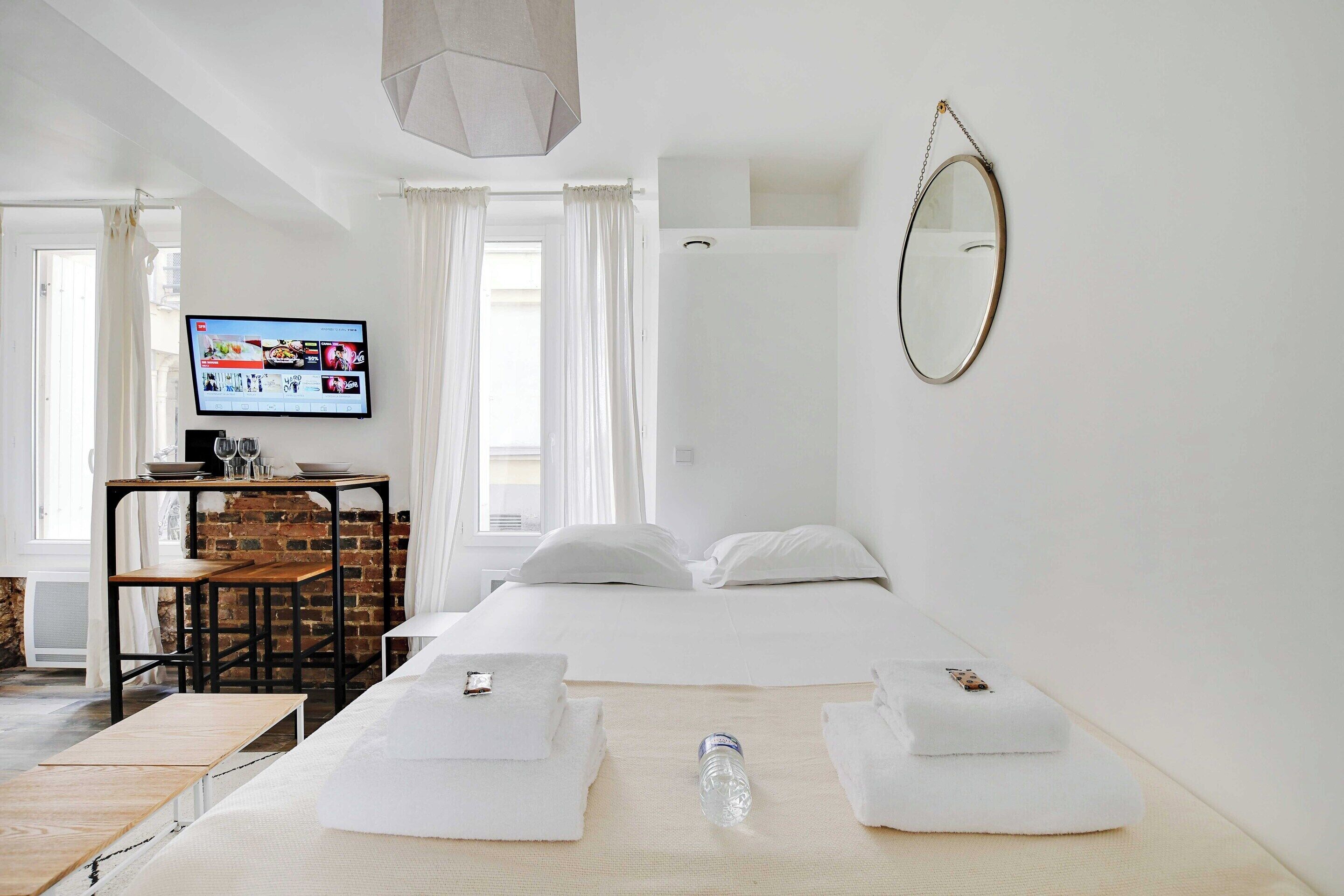 1 bedroom, laptop workspace, iron/ironing board, bed sheets