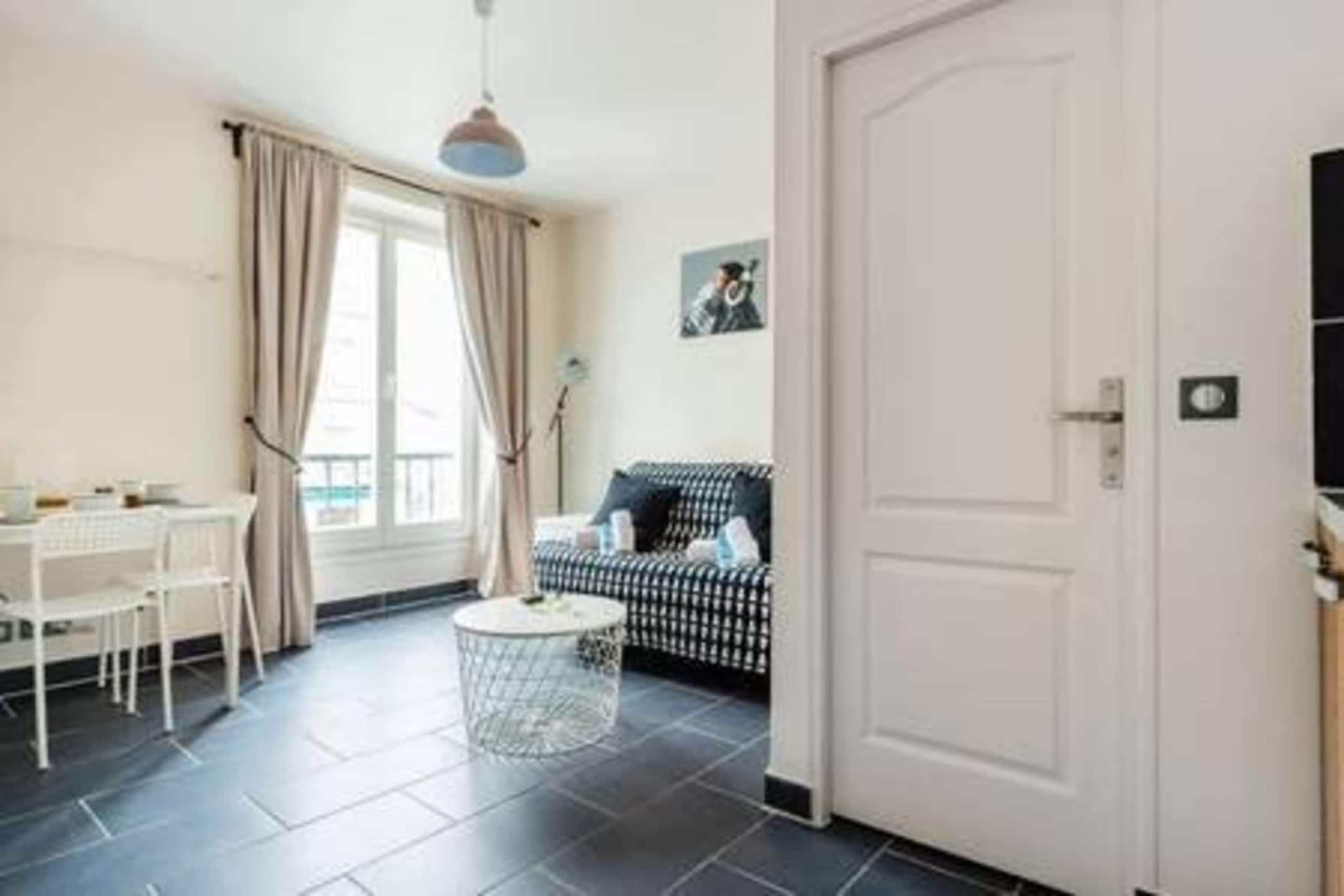 Apartment | Living area