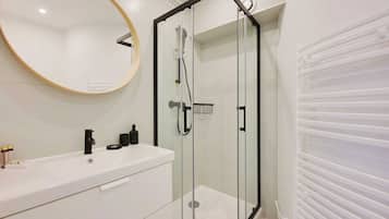 Appartamento | Bagno | Asciugacapelli, asciugamani, shampoo