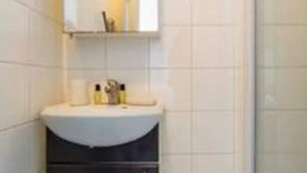 Apartment | Badezimmer | Haartrockner, Handtücher, Shampoo