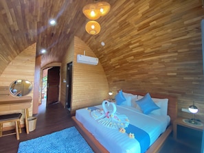 Deluxe Double Room, Bathtub, Sea View