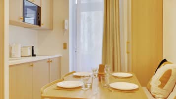 Apartment | Dining